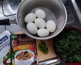 Foto langkah ke 1 dari resep Gule daun singkong mix telor bumbu bamboe.