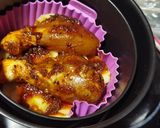 Foto del paso 4 de la receta Pollo con patatas en airfryer