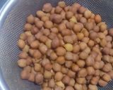 A picture of step 2 of Chana Bhatura.