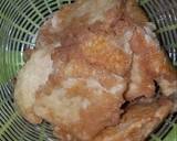 A picture of step 7 of Yam and egg with cabbage source.