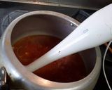 A picture of step 3 of Tomato-Carrot soup.