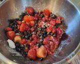 Une image de l'étape 1 de Confiture fruits rouge.