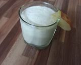 A picture of step 4 of Apple Soyamilk Smoothie.