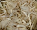 Foto langkah ke 1 dari resep 🟨Tumis Jamur Tiram ▶️ Sautéed Oyster Mushrooms🟥.