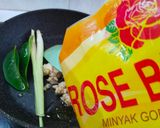 Foto langkah ke 2 dari resep Lemper Ayam Opor.