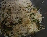 A picture of step 5 of Noodles fusion kachoudi.
