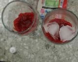 Foto langkah ke 3 dari resep 10.Korean Strawberry Milk.
