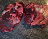 Foto del paso 1 de la receta: Carrillada de ternera en salsa Bourguignone