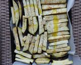 Foto del passaggio 1 della ricetta Melanzane e Pomodorini arrostiti con Stracciatella, olio ai Capp