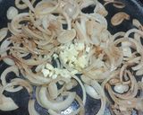 Foto del paso 6 de la receta: Tortilla de papa (con cebolla)
