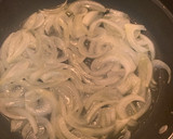 Foto del paso 2 de la receta: Salsa de salmón con eneldo para pasta