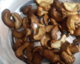 சீரக சம்பா பச்சரிசி குருணை வெண்பொங்கல்(venpongal recipe in tamil) ரெசிபி ஸ்டேப் 2 புகைப்படம்