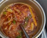 Foto langkah ke 2 dari resep Shuki kuah tom yum (bumbu instan).