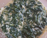 Foto del paso 4 de la receta: Tortilla De Espinacas con Queso Rallado