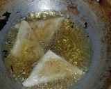 A picture of step 2 of Samosa.
