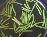 Sausage Onion French beans stir fry recipe step 1 photo
