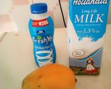 A picture of step 1 of Mango smoothie.