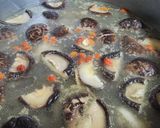 膠原養顏香菇雞湯（コラーゲン美肌きのこ鶏スープ）的食譜步驟11照片