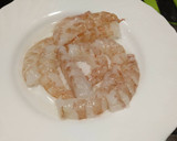 Foto del paso 4 de la receta: Sopa de Rape, gambas y almejas