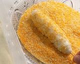 Foto langkah ke 5 dari resep Corndog Mudah.