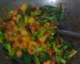 Foto langkah ke 9 dari resep Balado Kentang Brokoli.