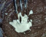 Foto langkah ke 3 dari resep Tom & Jerry Chocolate Cheesecake.