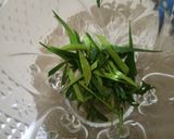 Foto langkah ke 1 dari resep Nasi Goreng Daun Jeruk.