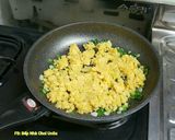 A picture of step 5 of Bánh Dầy with Mung Bean Filling.