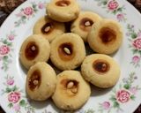 A picture of step 1 of Biscuits ❤️.
