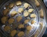 A picture of step 3 of Moong Dal steam pakode with curry.