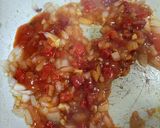 Foto del paso 3 de la receta: Langostinos con salsa de tomate y pimientos