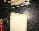 A picture of step 2 of Bread ice cream.