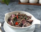 Gambar langkah 6 resipi Sotong Masak Tinta.