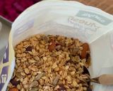 Foto langkah ke 1 dari resep Oatmeal Buah Segar.