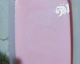 Foto langkah ke 4 dari resep Home made Strawberry Ice Cream.