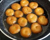 A picture of step 7 of Badhusha.