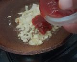 Foto langkah ke 3 dari resep Sosis jamur asem manis.