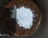 A picture of step 2 of ચોકલેટ પેસ્ટ્રી.
