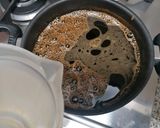 Foto del passaggio 3 della ricetta Liquore alla liquirizia