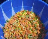 A picture of step 5 of Veggie prawn sauce.