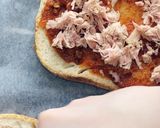 Foto del paso 3 de la receta: Tosti Pizzas