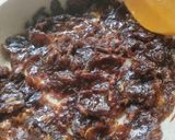 A picture of step 2 of Dates, Nuts & Chocolate Balls.