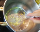 Foto del paso 4 de la receta: Brazo de Gitano de Pollo Con bechamel de almendras