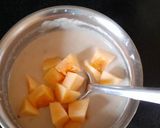 A picture of step 2 of Sweet Papaya Gulgula.