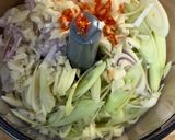 A picture of step 1 of Vietnamese Baby Clams w/ Rice Crackers| Hến Xúc Bánh Đa.