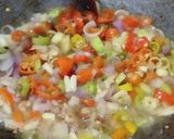 Foto langkah ke 5 dari resep Tuna Tepung Sambal Mbe.
