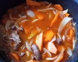 Foto del paso 3 de la receta: Arvejado de carne en tiritas 😋😋