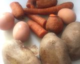 Foto del paso 1 de la receta: Ensalada Rusa con huevitos al estilo eddytenutre💝