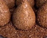Foto do passo 7 de Coxinha de Morango com Brigadeiro