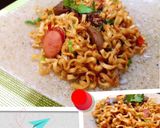 Foto langkah ke 7 dari resep Mie goreng keriting.